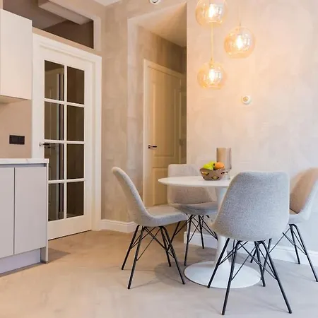 Haya Beachhouse - Queen *