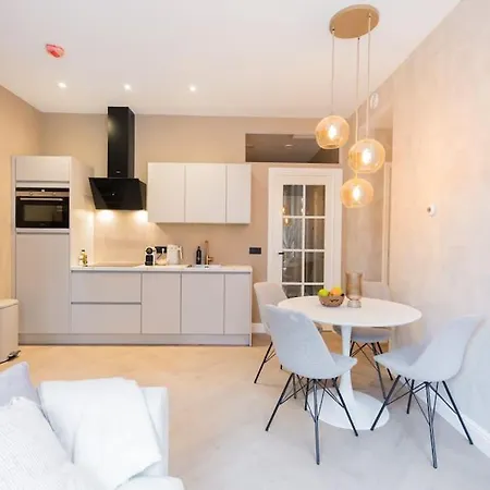 Haya Beachhouse - Queen Daire