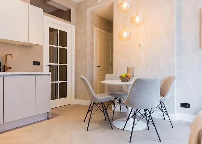 Haya Beachhouse - Queen *